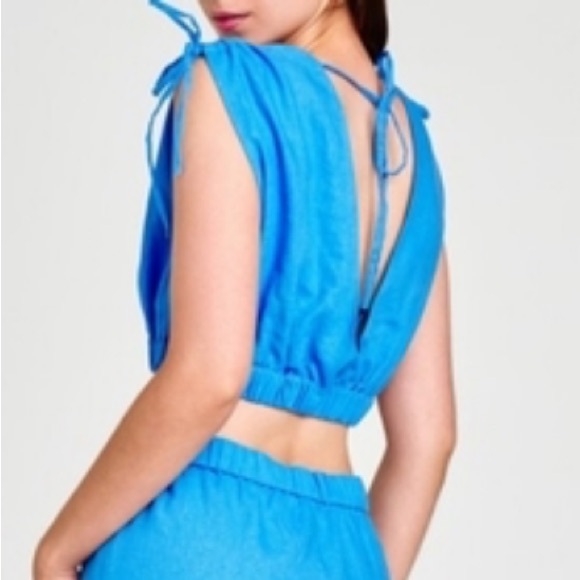 New Wayf Lace Crop Top - Picture 4 of 12